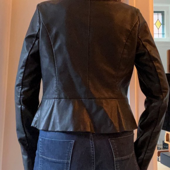Dressy Cropped Leather Jacket - Picture 2 of 4
